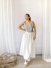 Load image into Gallery viewer, Bettina Top Chambray
