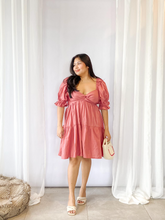 Load image into Gallery viewer, Petal Dress - Plus Size
