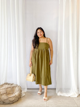 Load image into Gallery viewer, Sweetheart Plain Dress - Plus size
