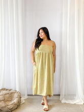 Load image into Gallery viewer, Sweetheart Dress Seersucker - Plus Size

