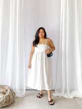 Load image into Gallery viewer, Sweetheart Plain Dress - Plus size
