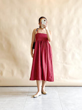 Load image into Gallery viewer, Sweetheart Dress Grid - Regular
