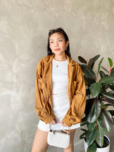 Load image into Gallery viewer, Corduroy Oversized unisex jacket
