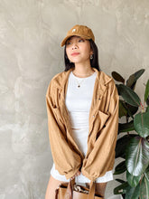 Load image into Gallery viewer, Corduroy Oversized unisex jacket
