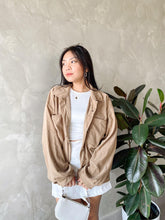 Load image into Gallery viewer, Corduroy Oversized unisex jacket
