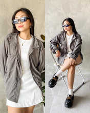 Load image into Gallery viewer, Corduroy Oversized unisex jacket
