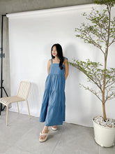 Load image into Gallery viewer, Snow Dress
