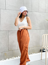 Load image into Gallery viewer, String Cargo Pants
