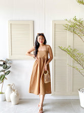 Load image into Gallery viewer, Sweetheart Plain Dress - Regular
