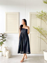 Load image into Gallery viewer, Sweetheart Plain Dress - Regular
