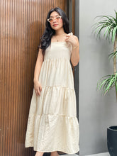 Load image into Gallery viewer, Snow Dress
